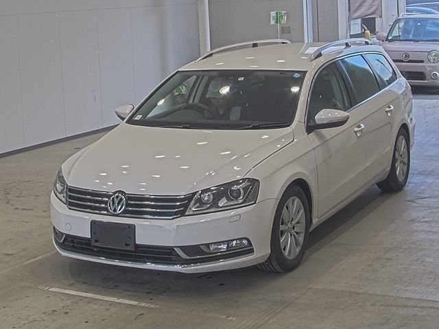 3045 Volkswagen Passat variant 3CCAX 2012 г. (ARAI Oyama)